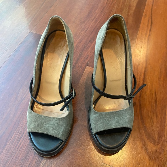 Ellen Verbeek size 37.5 Grey suede pumps - Picture 3 of 6